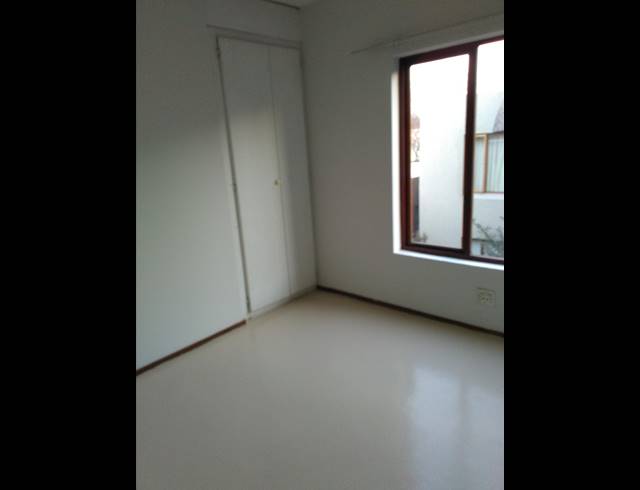 2 BEDROOM APARTMENT TO LET IN JUKSKEI PARK